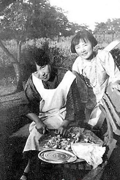 冰心吃瓜小说,冰心笔下瓜田里的甜蜜时光