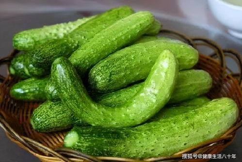 鸣子吃瓜,揭秘娱乐圈背后的秘密与真相