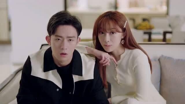 类似吃瓜情侣事件,揭秘现代情侣间的“吃瓜”现象